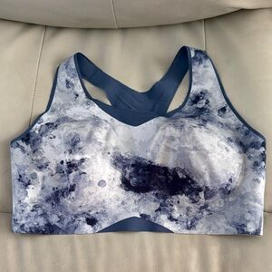 Soma Blue and White Patterned Sports Bra